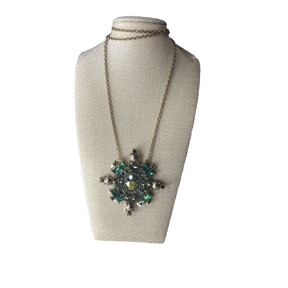 St. John Statement Necklace JWX1643NK Emerald Crystal Pearl Gold Pendant - Picture 3 of 9